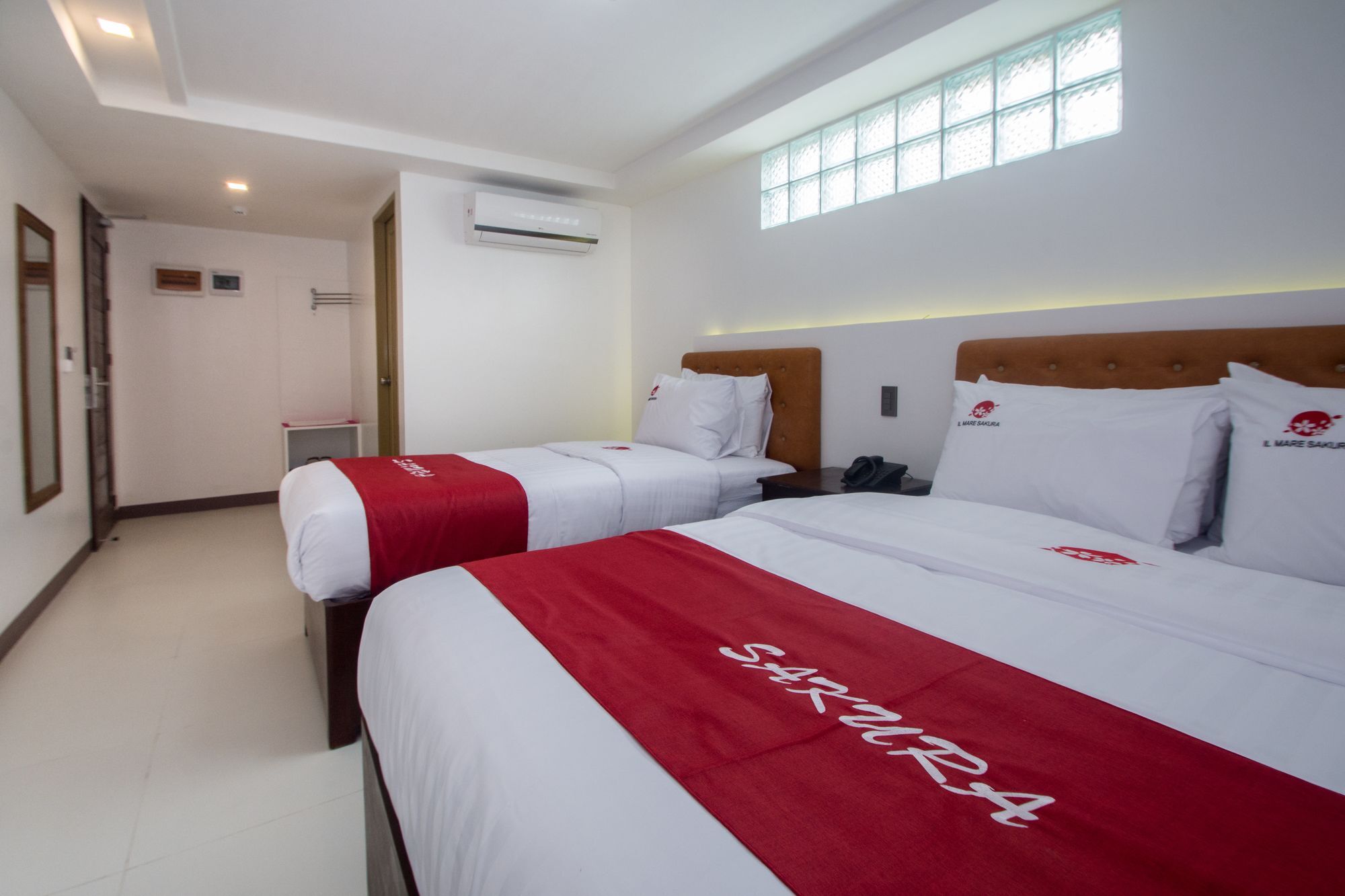 Il Mare Sakura Resort Boracay Balabag  Екстериор снимка